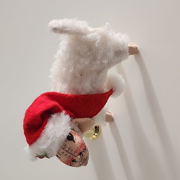 Annalee Lamb 5” Christmas Figurine – 1992 White Sheep with Santa Hat & Bell - Picture 6 of 8
